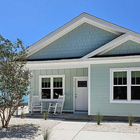 Pawsitive Island Escape Villa Oak Island Exterior foto